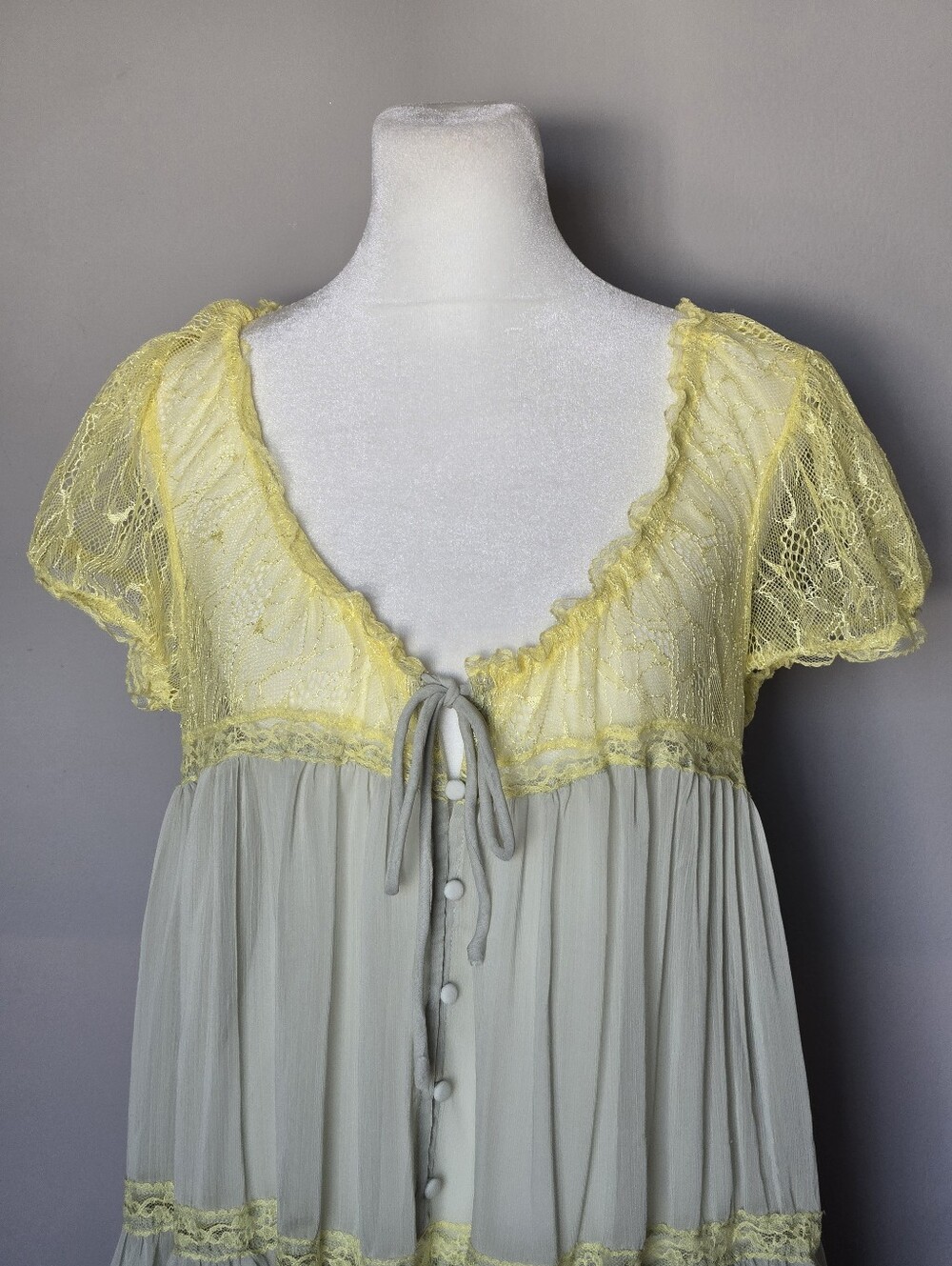 NWT Anthropologie LyreBird Sheer Lace Trim Babydoll Romper Coverup Size M - Picture 4 of 10